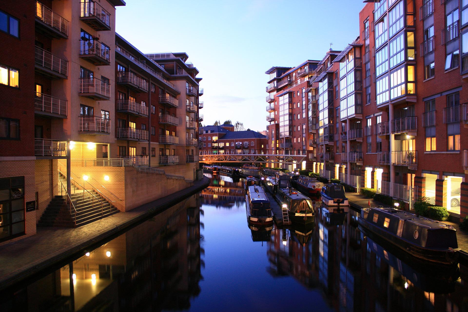 Finance Recruitment Agency Birmingham: Tailoring Solutions for Employers and Job Seekers